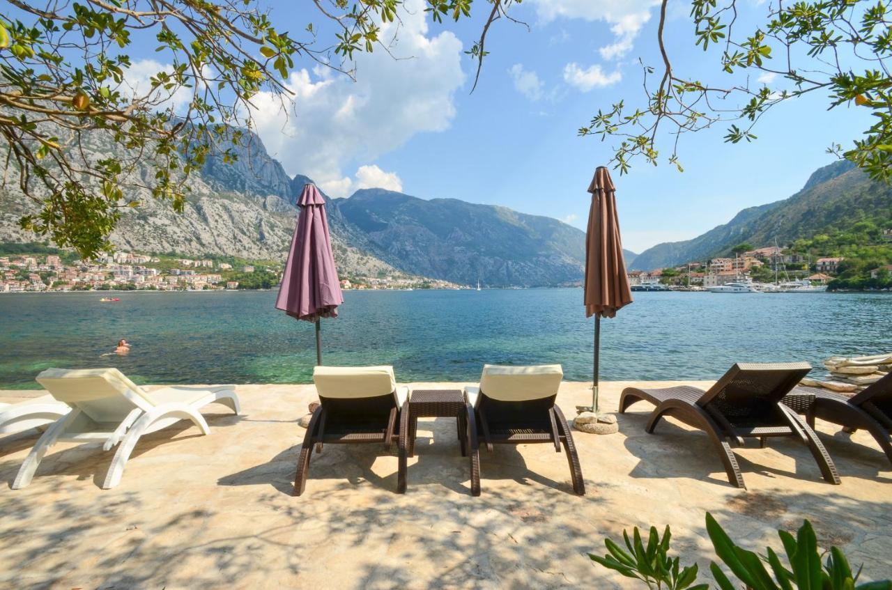 Seafront Apartment Vujovic Prčanj Buitenkant foto
